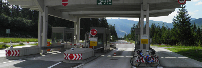 Mautstation (surberger CC BY-NC-SA 2.0)